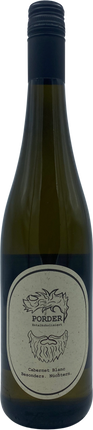 Cabernet Blanc. Besonders. Nüchtern. Entalkoholisierter Wein